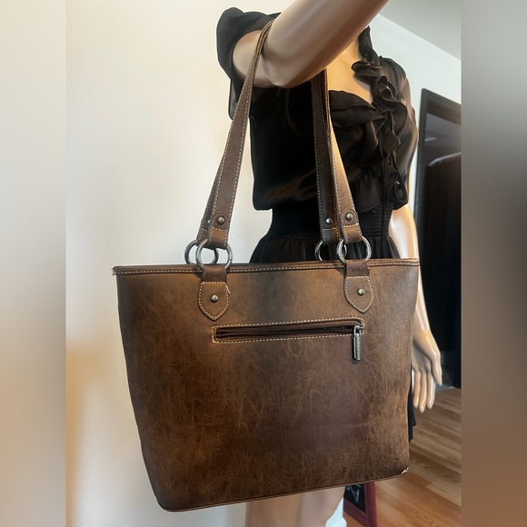 Montana West Brown and Teal Embroidered Tote - Picture 9 of 10